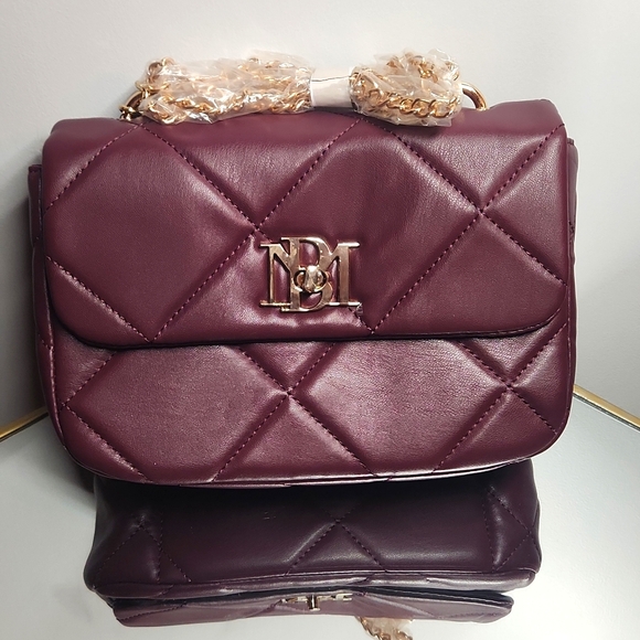 Badgley Mischka Handbags - Badgley Mischka Quilted Crossbody NWT